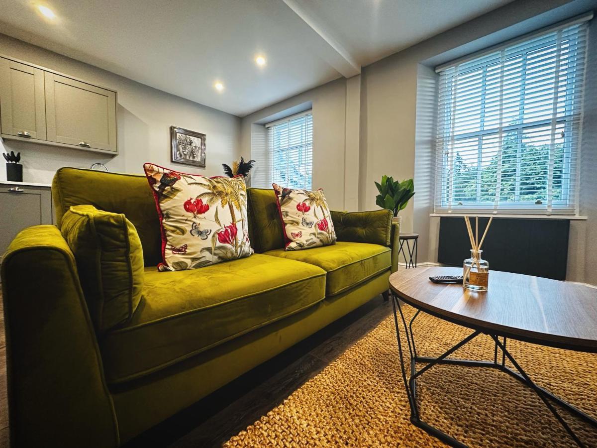 באונס-און-ווינדרמיר 1 West End Boutique Apartment מראה חיצוני תמונה